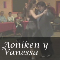 Aoniken y Vanessa